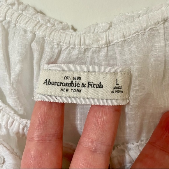 Vintage Y2K Abercrombie and Fitch Sheer Gauzy Cotton Flower Cap Sleeve White Top - Picture 5 of 7
